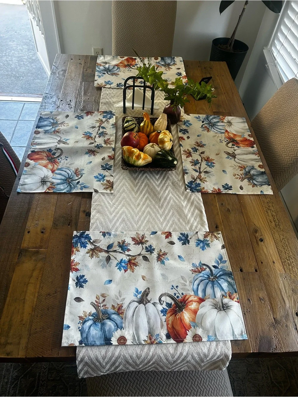 4 set Autumn Pumpkin placemats in Blue, White & Orange